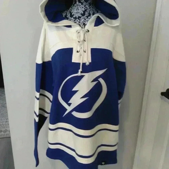 Nikita Kucherov  jersey - Picture 6 of 9